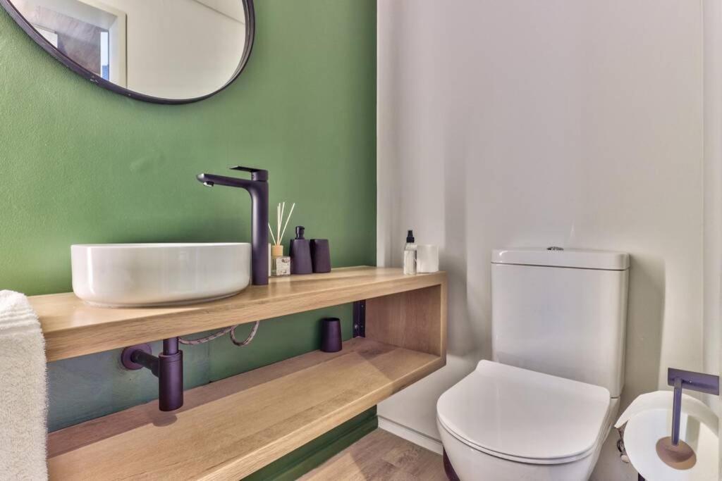 Sunny Escape In The Heart Of The Cbd At The Harri. W/ Parking Apartment *